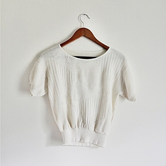 Tops - Crochet Cream Autumn Knit Top